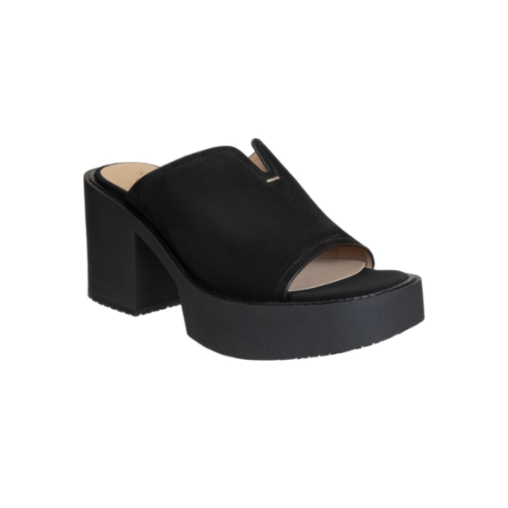 FREJA in BLACK